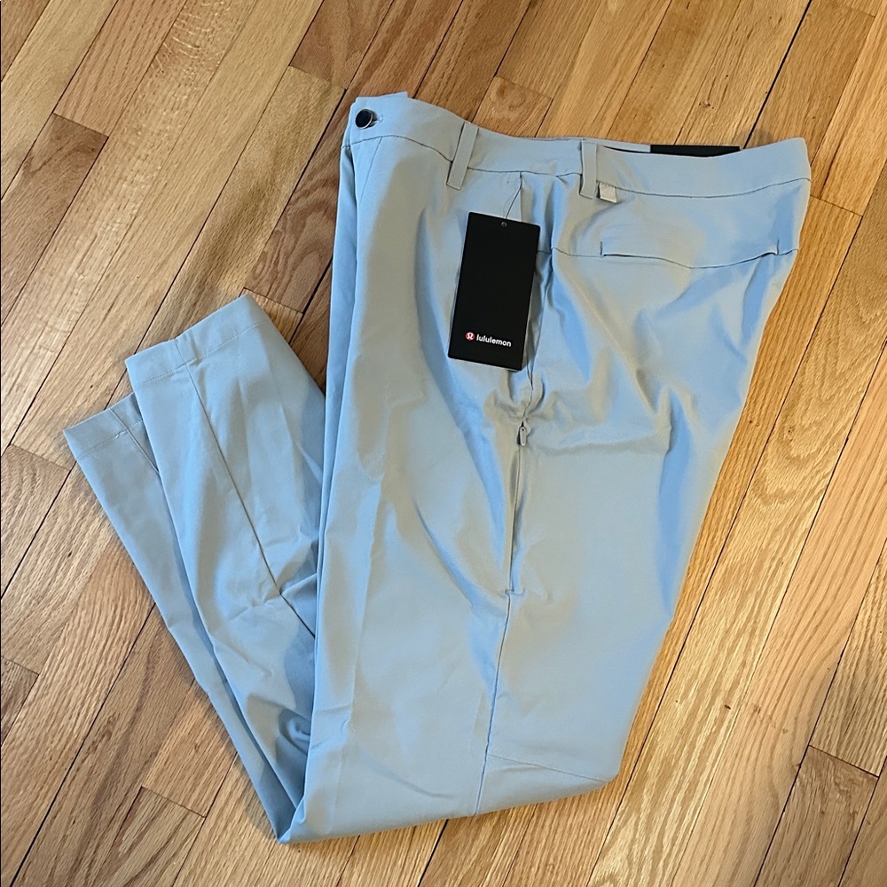 lululemon Men's Commission Classic-Fit Pant 30L